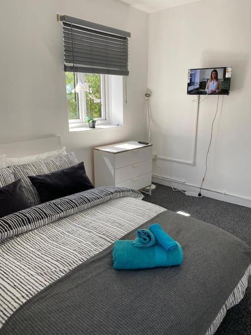 Lovely 2 Bedroom Flat In Greater London Exteriör bild